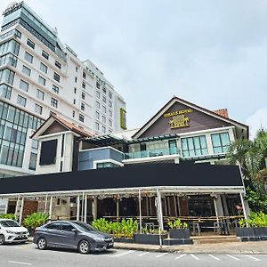 Collection O Melaka Near Dataran Pahlawan Formerly Ideals Hotel